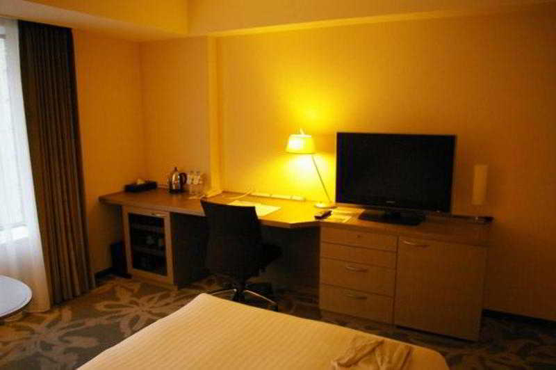 Hotel Leopalace Hakata Fukuoka  Buitenkant foto